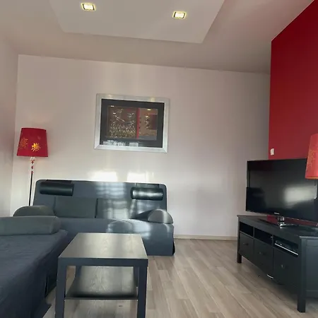 Apartment Z Ogrodkiem